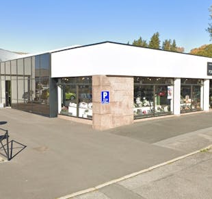 `photo de l'établissement de ${name}`