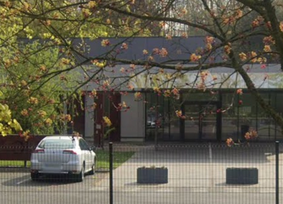 `photo de l'établissement de ${name}`