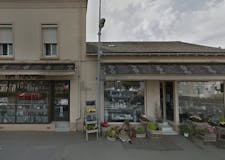 Devanture de Pompes Funèbres Maison Tijou-Papin