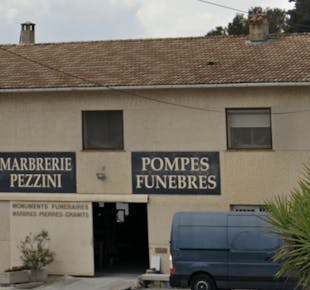 `photo de l'établissement de ${name}`