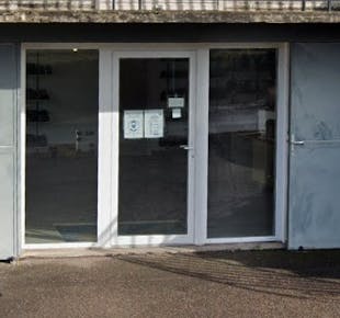 `photo de l'établissement de ${name}`