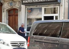 Devanture de Pompes Funèbres Feniks - Rapatriement International