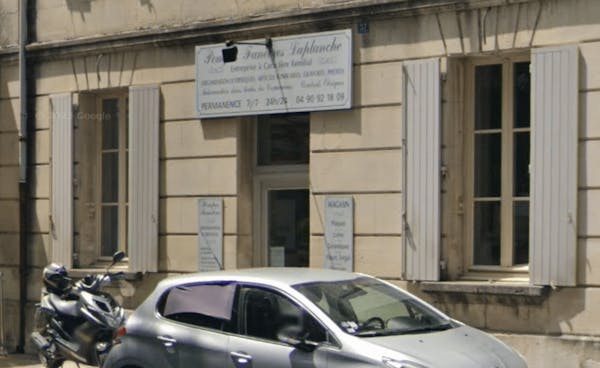 Photographie de la Pompes Funèbres LAPLANCHE de Saint-Rémy-de-Provence