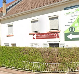 `photo de l'établissement de ${name}`