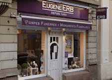 Devanture de Pompes Funèbres et Marbrerie Erb