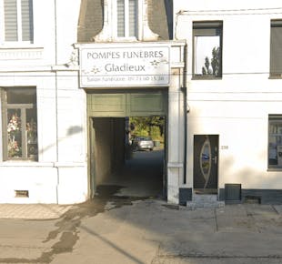 `photo de l'établissement de ${name}`