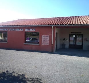 `photo de l'établissement de ${name}`