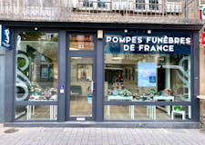 Devanture de Pompes Funèbres de France
