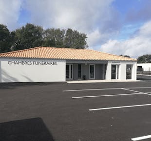 `photo de l'établissement de ${name}`