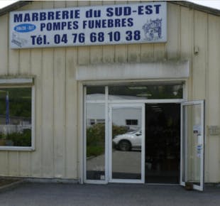 `photo de l'établissement de ${name}`