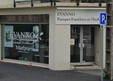 Devanture de Pompes Funèbres EVANNO