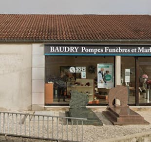 `photo de l'établissement de ${name}`