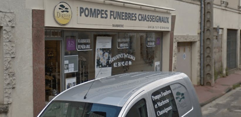 Photographie Pompes Funèbres et Marbrerie Chasseignaux et Fils de Lorris