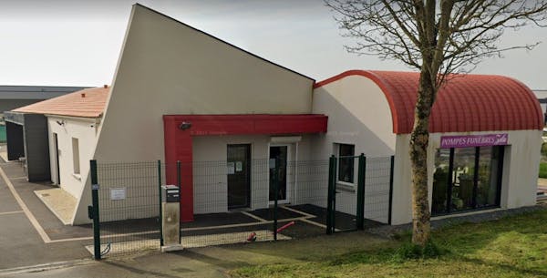 Photographie de la Pompes Funèbres Régionales Zelie de Ferrières
