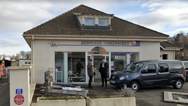 Photographie de la Pompes Funèbres Générales de Versailles
