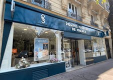 Devanture de Pompes Funèbres de France