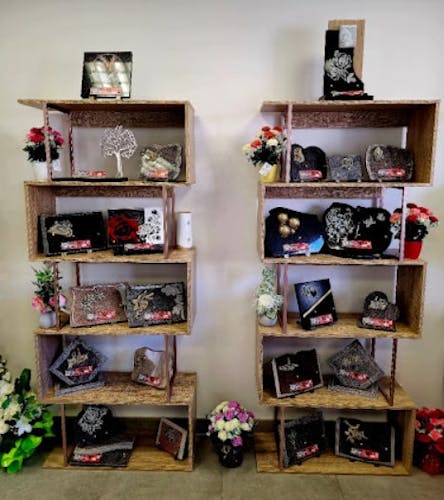 Photographie de la Pompes Funèbres et Marbrerie Maison Polizzi de Saint-Martin-de-Crau