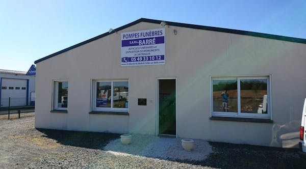 Photographie Ambulance Sarl Barré de Celles-sur-Belle