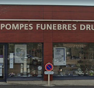 `photo de l'établissement de ${name}`