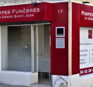 `photo de l'établissement de ${name}`