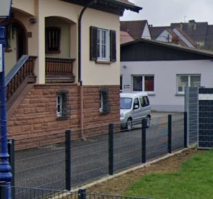 `photo de l'établissement de ${name}`
