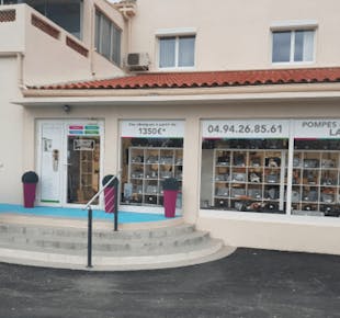 `photo de l'établissement de ${name}`