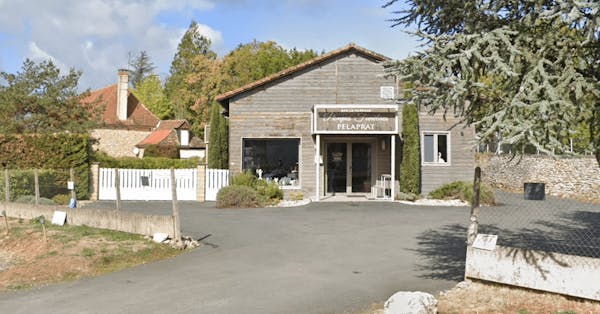 Photographie de la Pompes Funèbres PELAPRAT de Martel
