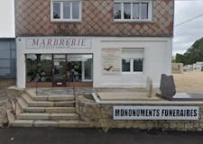 Devanture de Marbrerie Juillet
