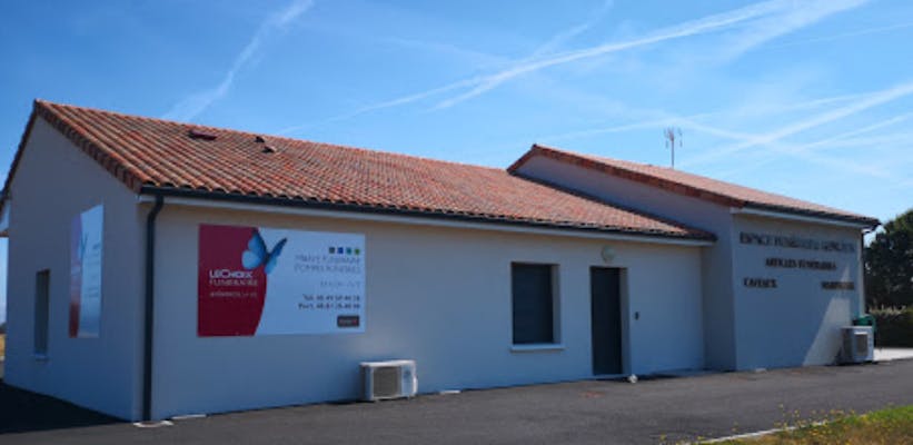 Photographie Pompes Funèbres Mbaye Funéraire de Saint-Maurice-la-Clouère
