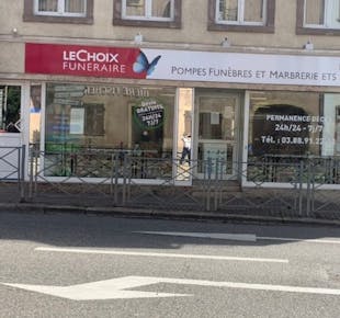 `photo de l'établissement de ${name}`