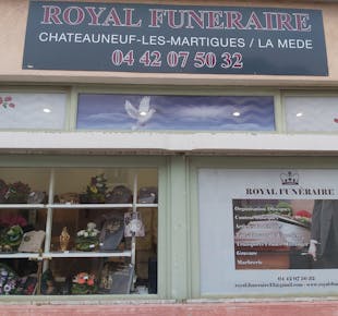 `photo de l'établissement de ${name}`