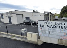 Devanture de Pompes Funèbres Marbrerie Marmigère