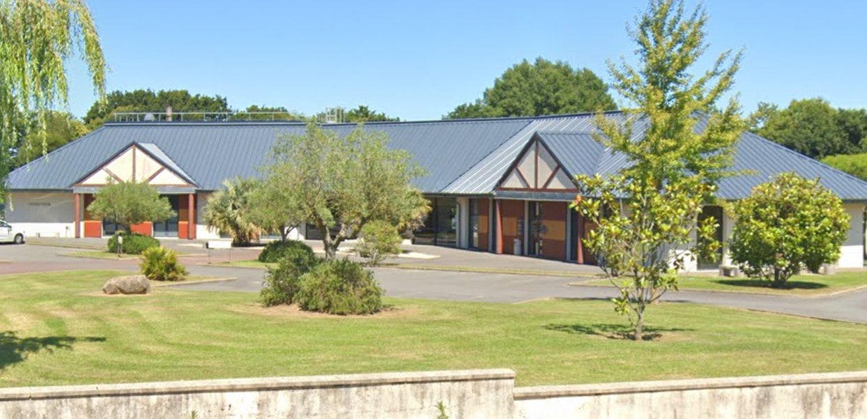 `photo de l'établissement de ${name}`