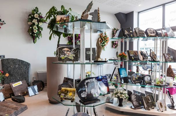 Photographie de la Pompes Funèbres Donier-Meroz de la ville d' Orchamps-Vennes