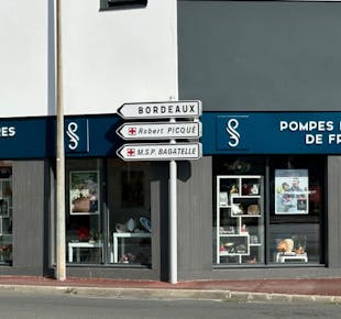 `photo de l'établissement de ${name}`