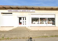 Devanture de Pompes Funèbres Vandois-Fievet
