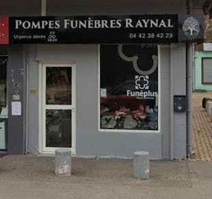 `photo de l'établissement de ${name}`