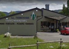 Devanture de Pompes Funèbres et Marbrerie Colombat
