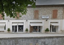 Devanture de Pompes Funèbres et Marbrerie Didier Bouillanne