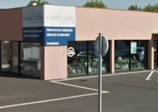 Devanture de Pompes Funèbres Dabrigeon