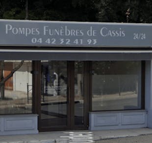 `photo de l'établissement de ${name}`