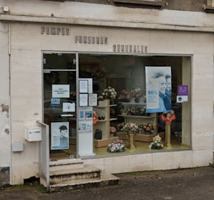 `photo de l'établissement de ${name}`