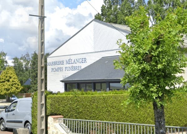 Photographie Pompes Funèbres et Marbrerie Mélanger d'Évron