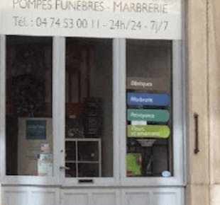 `photo de l'établissement de ${name}`