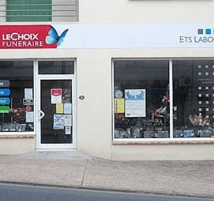 `photo de l'établissement de ${name}`