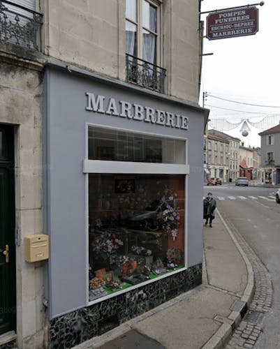 Photographie Pompes Funèbres Marbrerie ESCRIOU de Commercy