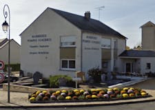 Devanture de Pompes Funèbres Marbrerie Rondeau