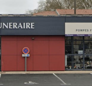 `photo de l'établissement de ${name}`