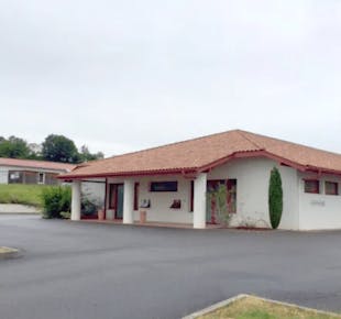 `photo de l'établissement de ${name}`