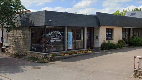 Photographie Pompes Funèbres Marbrerie Thaburet de Yerville